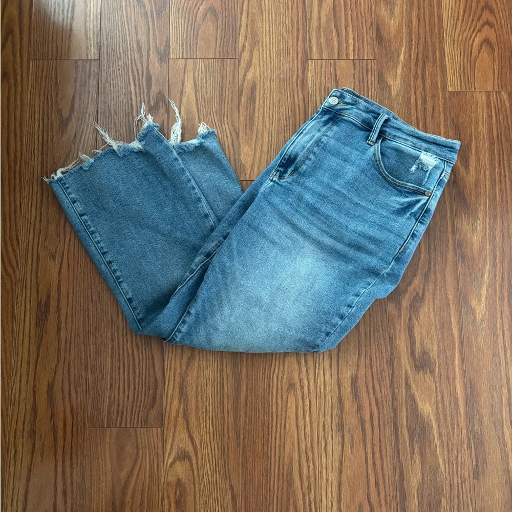 Judy Blue Kick-Flare Cropped Jeans - Picture 2 of 2